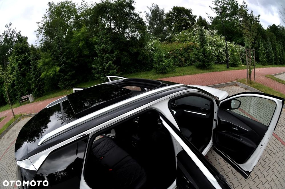Peugeot 3008 1.2 PureTech Allure S&S - 17