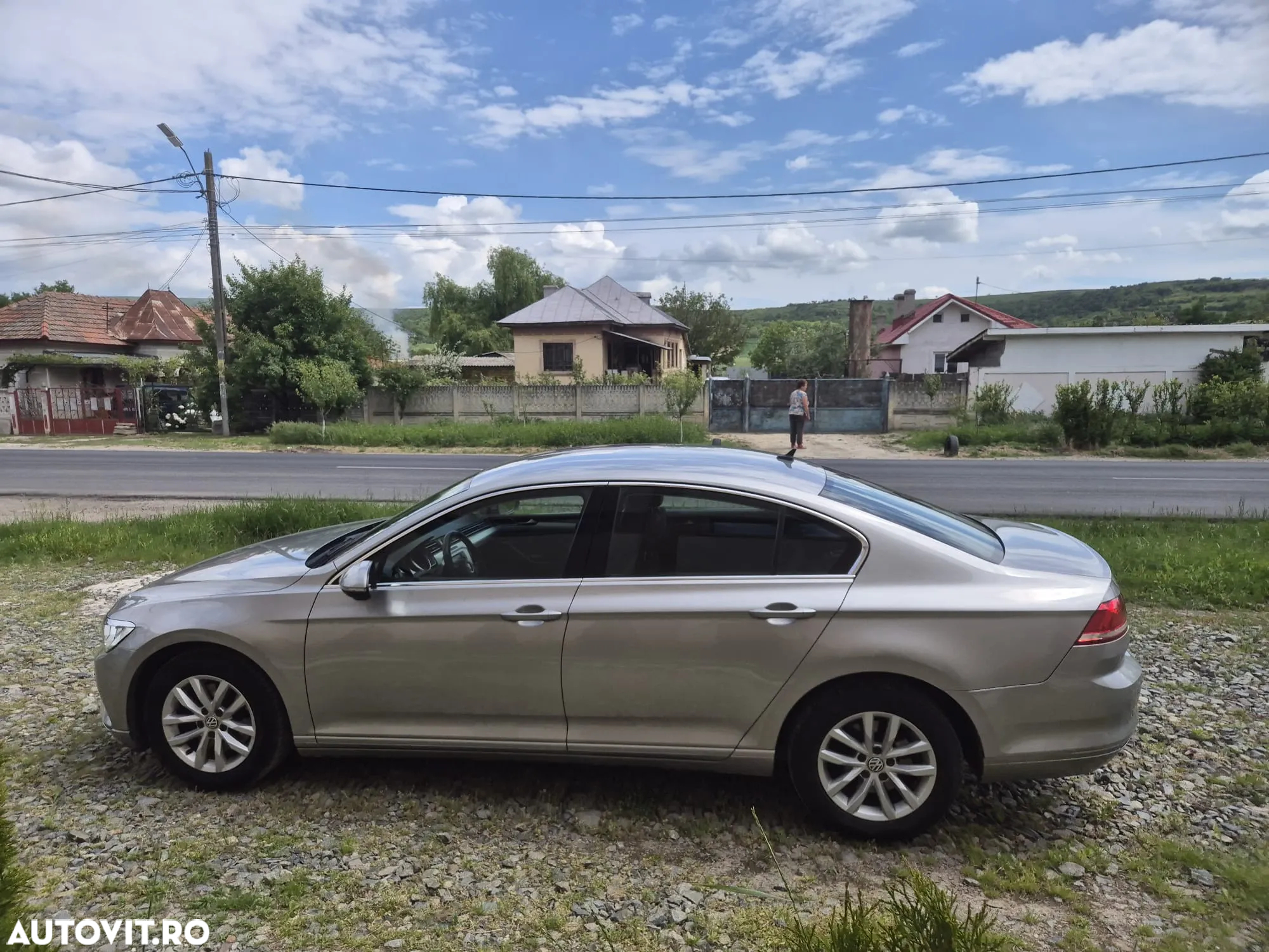Volkswagen Passat 1.6 TDI (BlueMotion Technology) Comfortline - 13