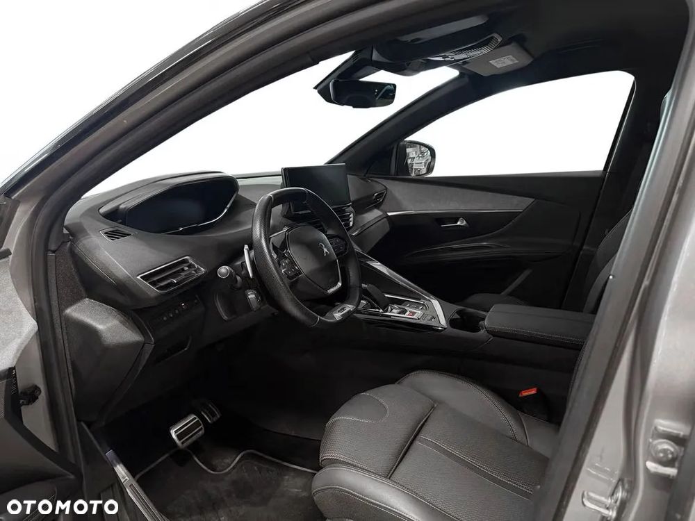 Peugeot 3008 1.6 PureTech HYbrid4 GT Line S&S EAT8 - 25