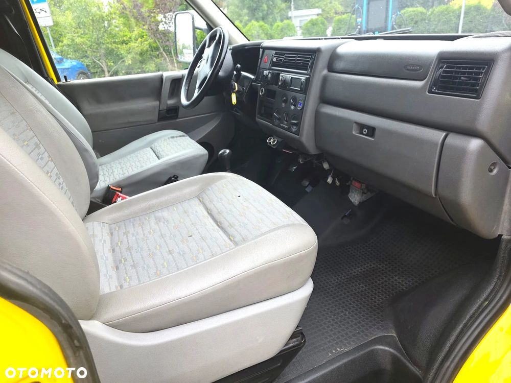 Volkswagen Transporter - 6