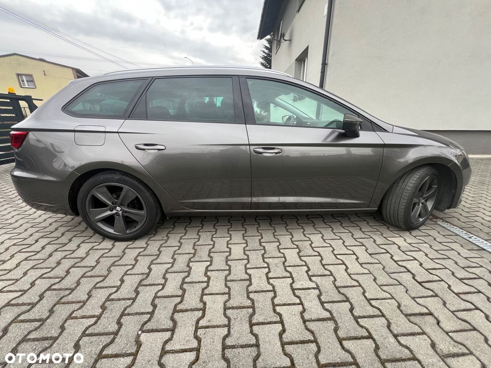 Seat Leon Sportstourer 2.0 TDI FR S&S DSG EU6 - 10