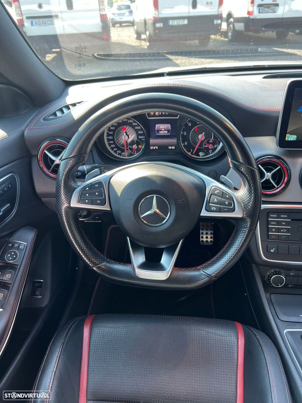 Mercedes-Benz CLA 45 AMG - 18