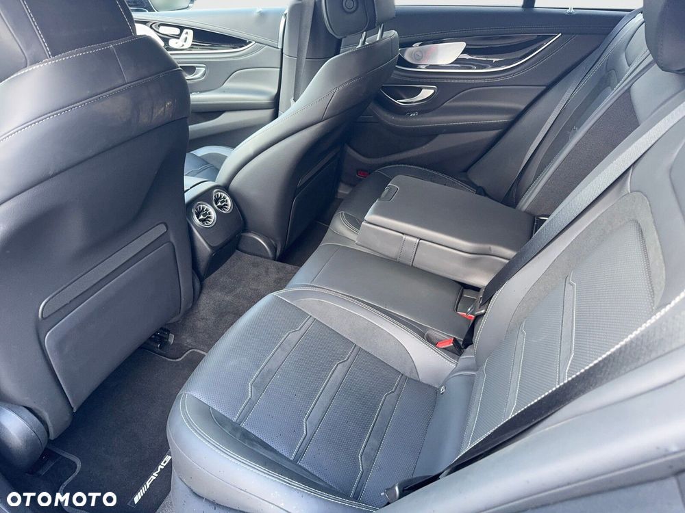 Mercedes-Benz AMG GT - 18