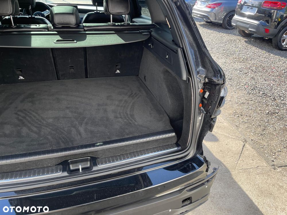 Mercedes-Benz GLC 300 de 4Matic 9G-TRONIC AMG Line - 27