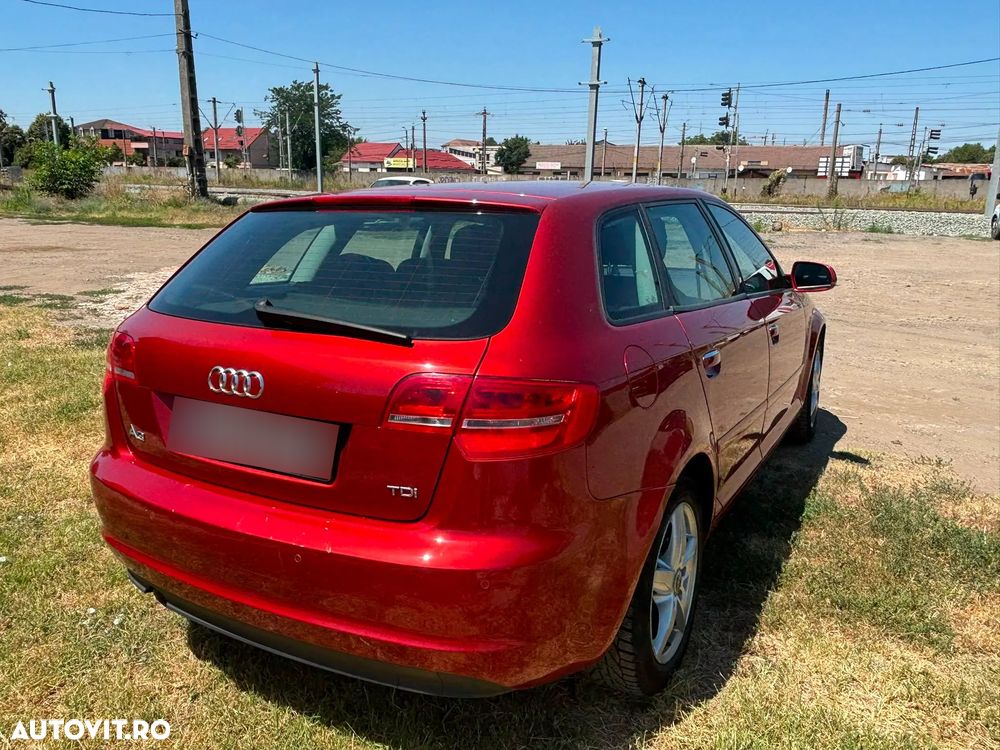 Audi A3 1.6 TDI clean Ambiente - 2