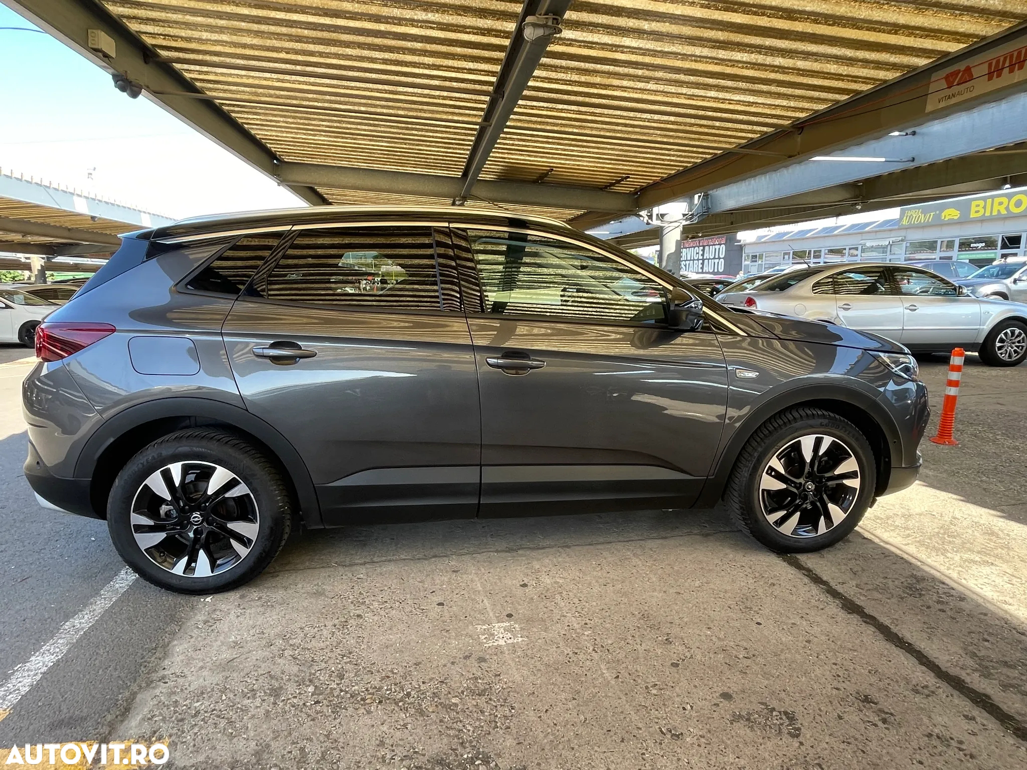 Opel Grandland X 1.2 Start/Stop Automatik Design Line - 9