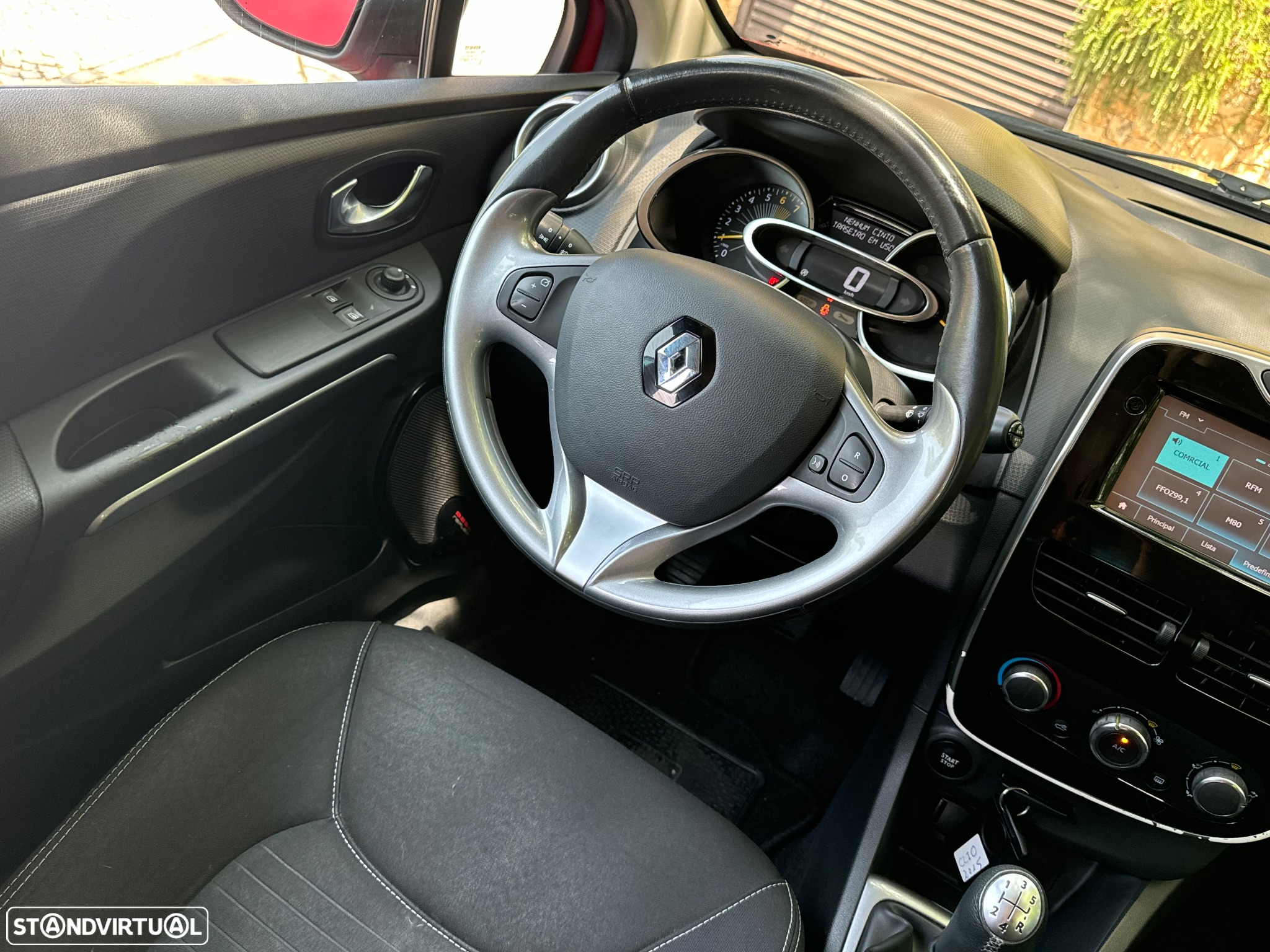 Renault Clio 0.9 TCE Limited - 14