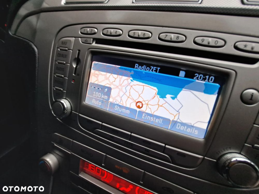 Ford S-Max 2.0 TDCi DPF Champions Edition - 27