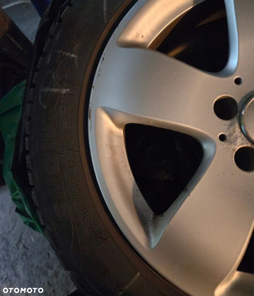 Mercedes-Benz Klasa E - 26