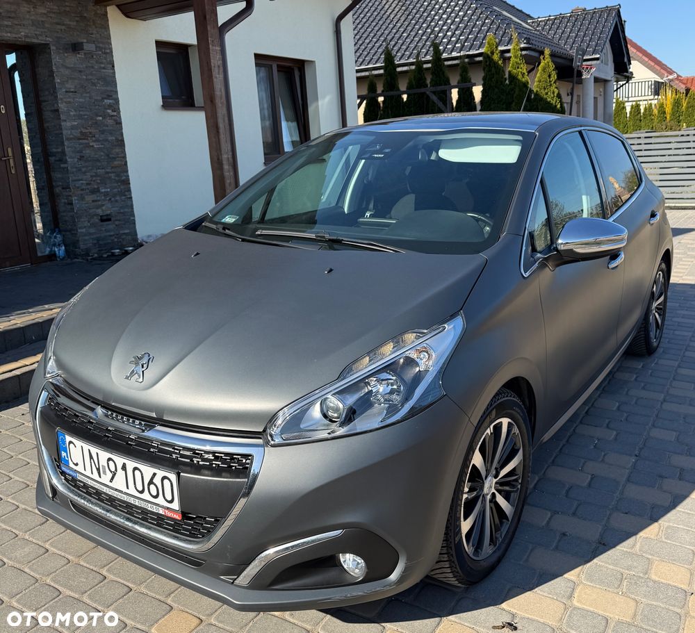 Peugeot 208 1.2 PureTech Allure S&S - 2