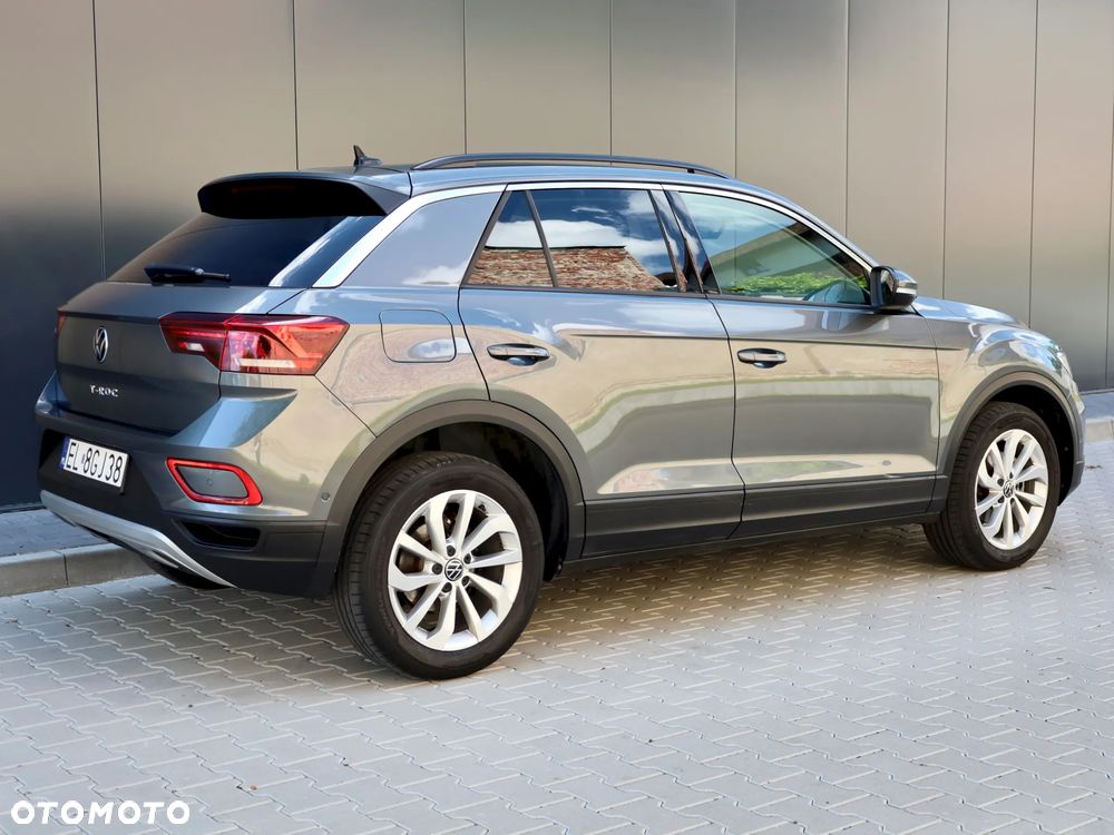 Volkswagen T-Roc 1.5 TSI Life Plus DSG - 11