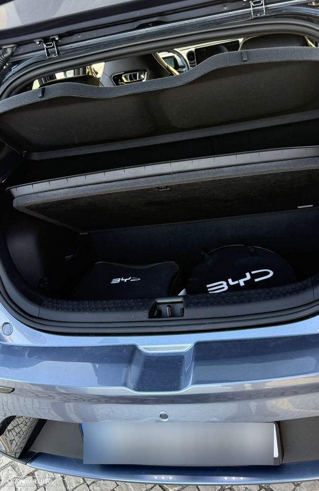 BYD Dolphin 60.4 kWh Design - 21