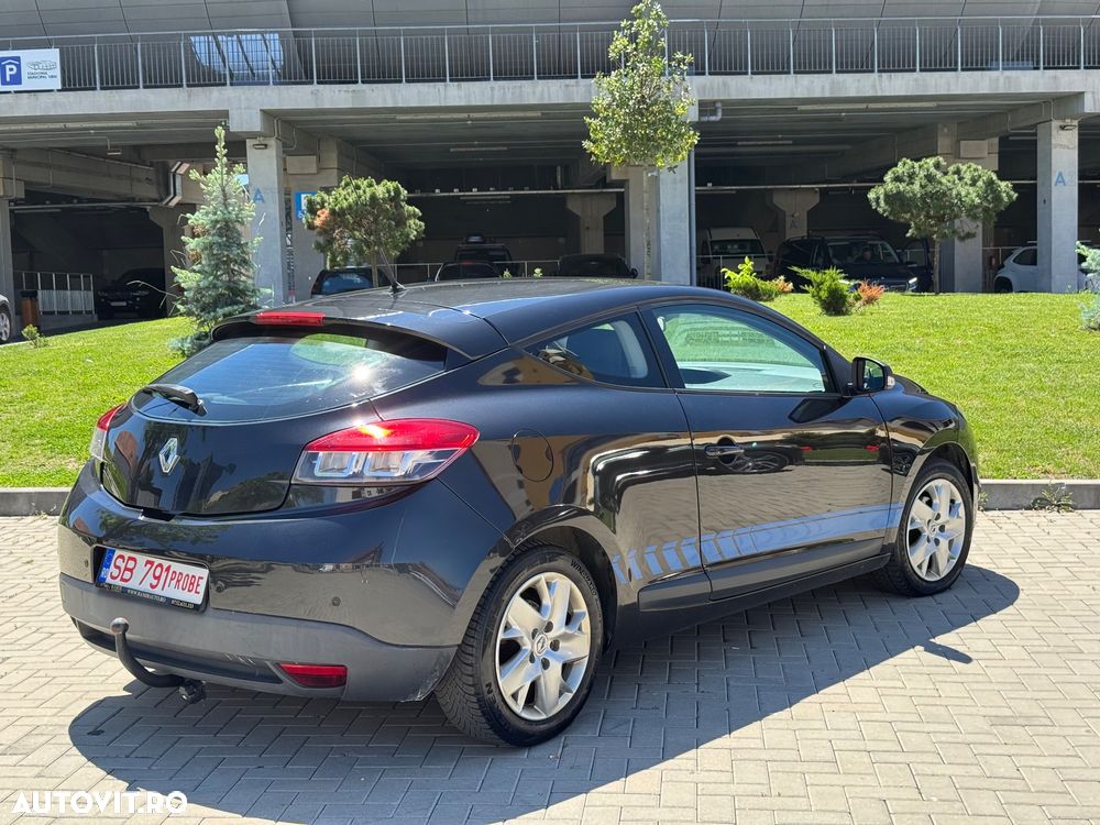 Renault Megane dCi 90 FAP Paris - 4