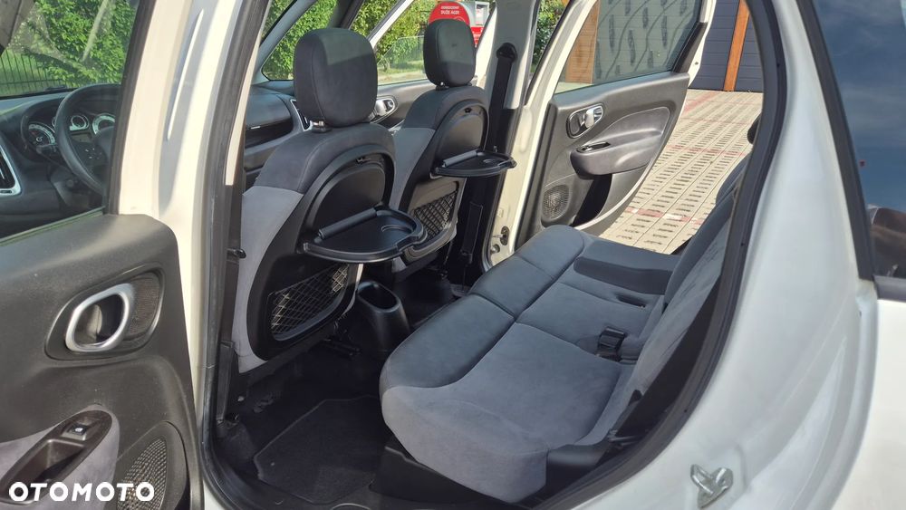 Fiat 500L 1.4 16V Urban Edition - 23