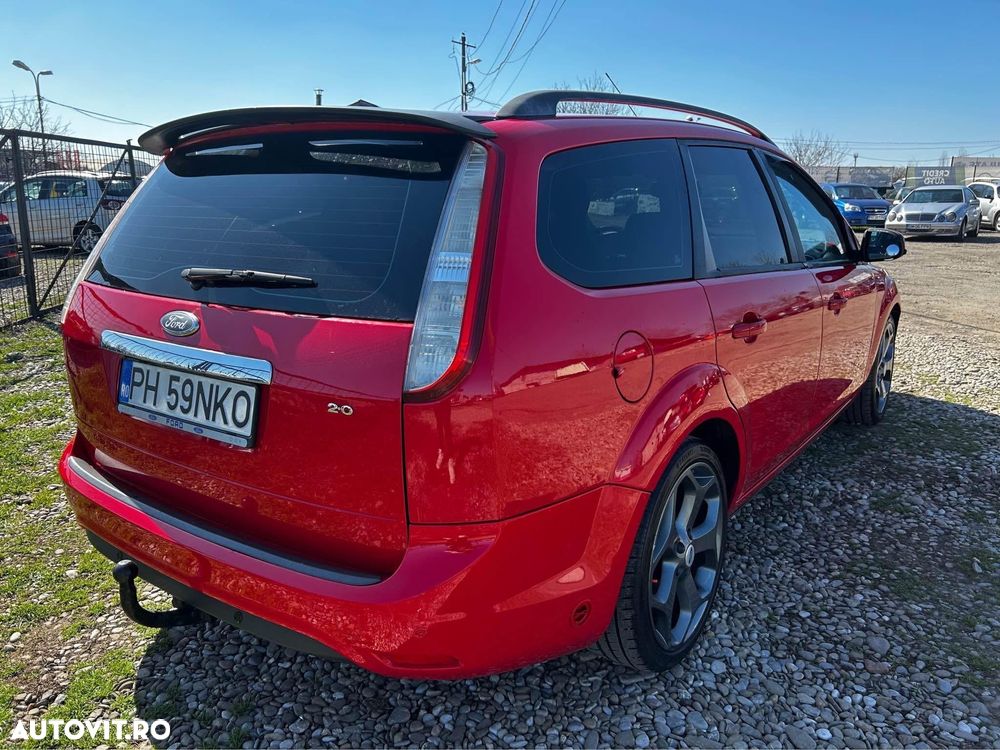 Ford Focus 2.0i Titanium - 5