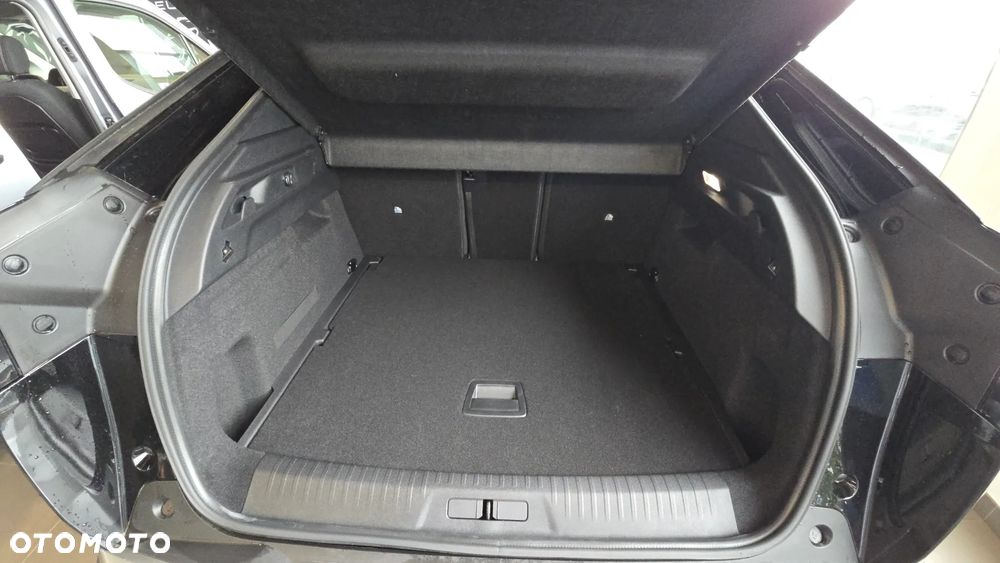 Peugeot 3008 1.2 PureTech mHEV GT E-DCS6 - 17