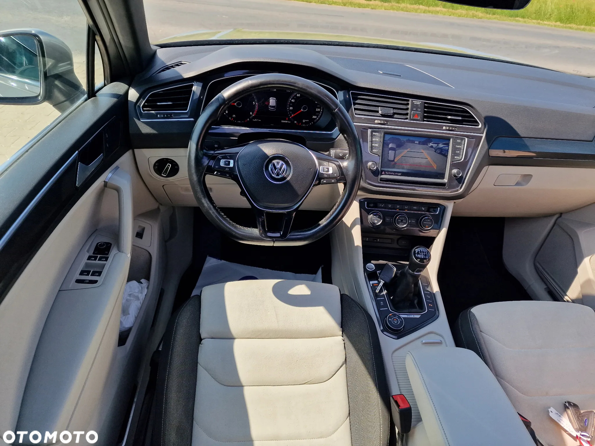 Volkswagen Tiguan 2.0 TDI SCR BlueMotion Technology Exclusive - 32