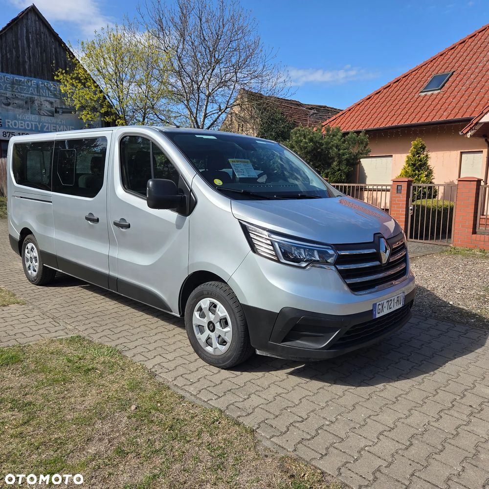 Renault Trafic 2.0 dCi - 23