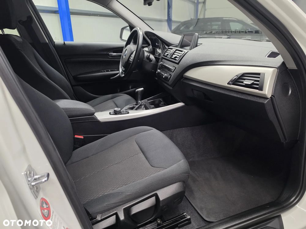 BMW Seria 1 116d DPF - 26