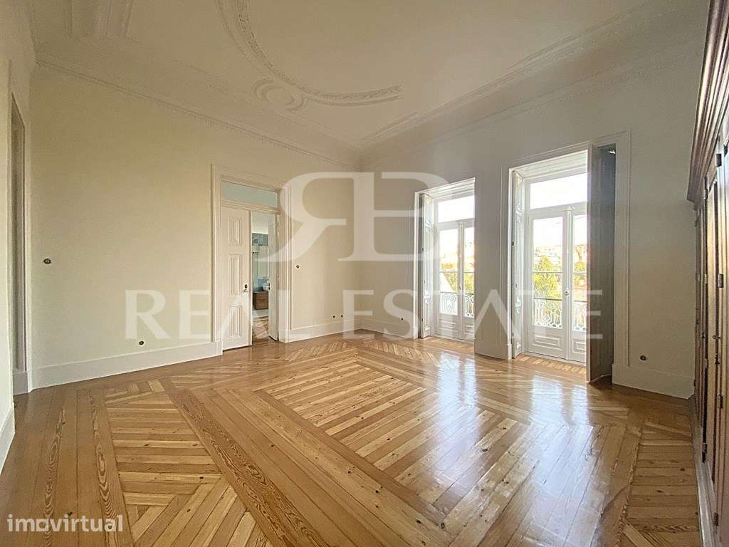 T3+1 com 3 salas e Vista no PRINCIPE REAL / PRAÇA DAS FLORES - cora... - Grande imagem: 4/34