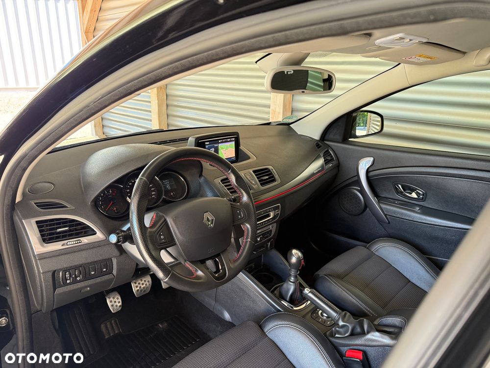 Renault Megane TCe 220 Start & Stop GT 220 - 23
