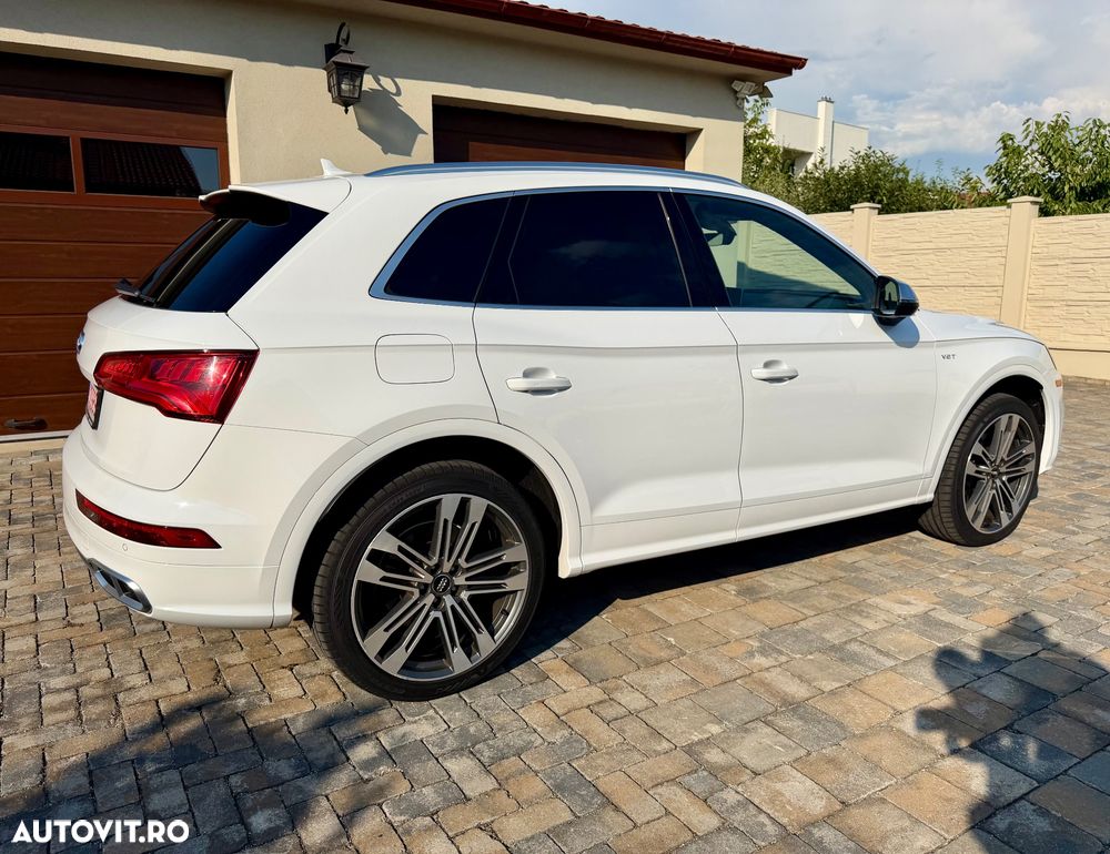 Audi SQ5 - 5