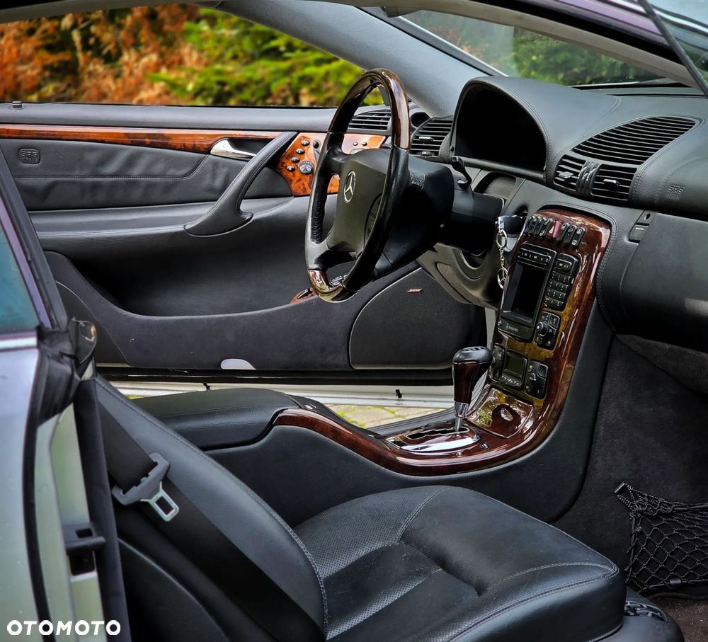 Mercedes-Benz CL 500 7G-TRONIC - 27
