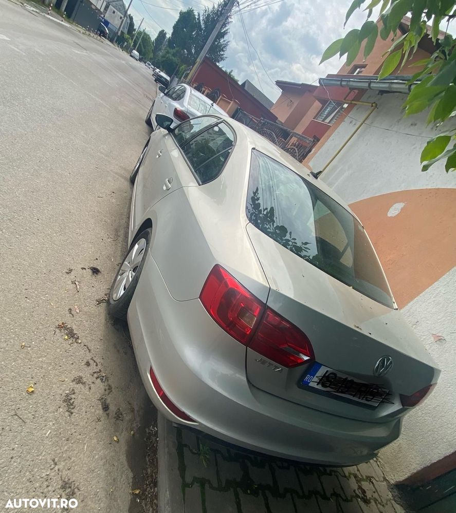 Volkswagen Jetta 1.2 TSI Comfortline - 5