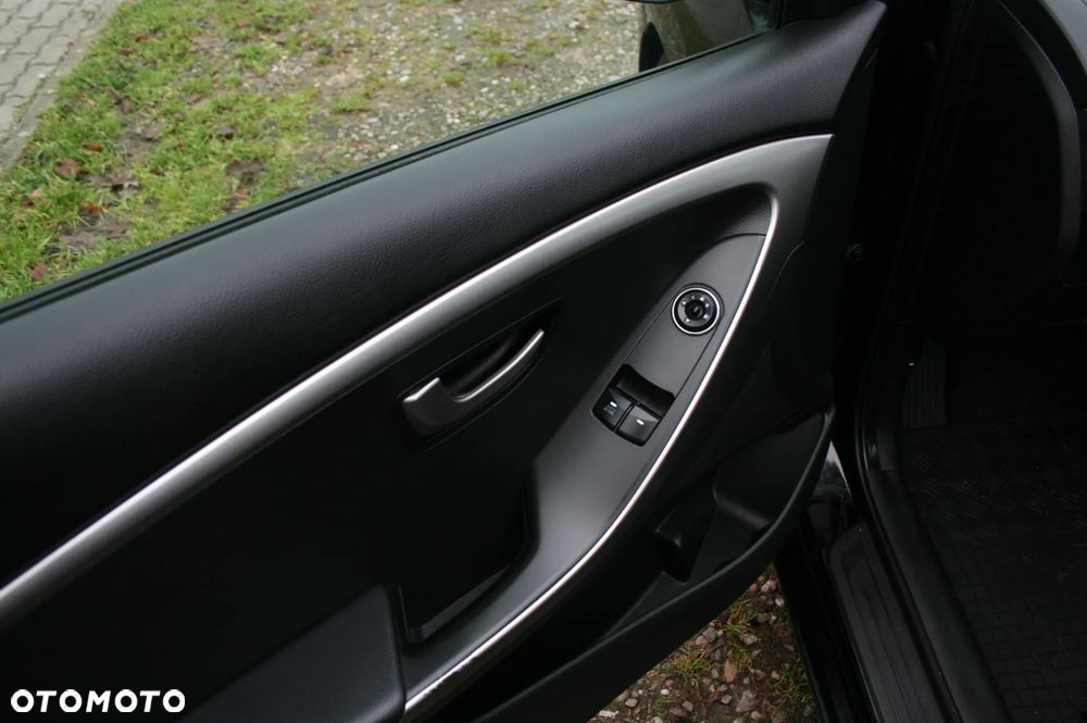 Hyundai i30 1.6 GDI Classic - 8