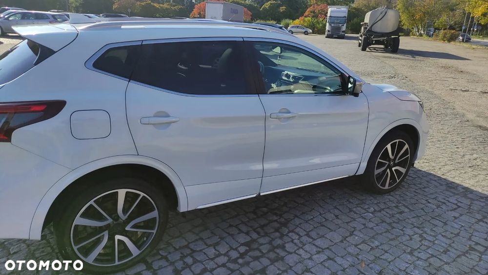 Nissan Qashqai 1.3 DIG-T MHEV Tekna+ - 4