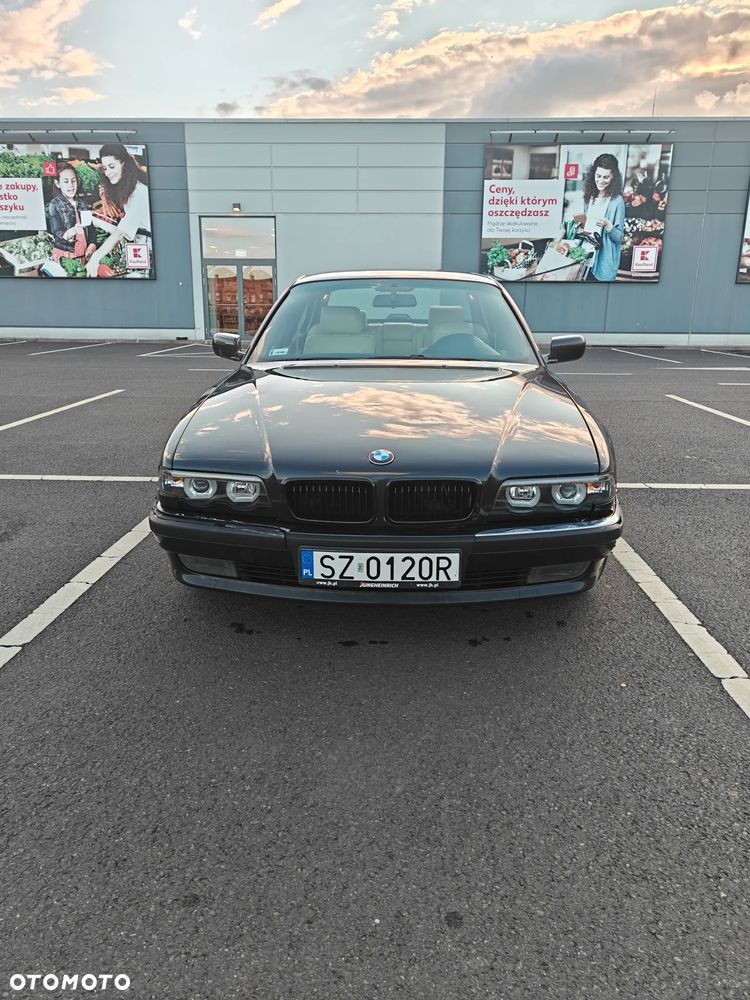 BMW Seria 7 - 1