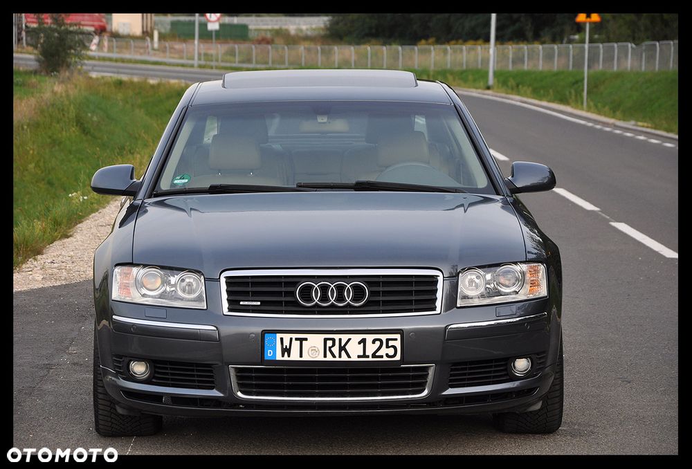 Audi A8 - 8