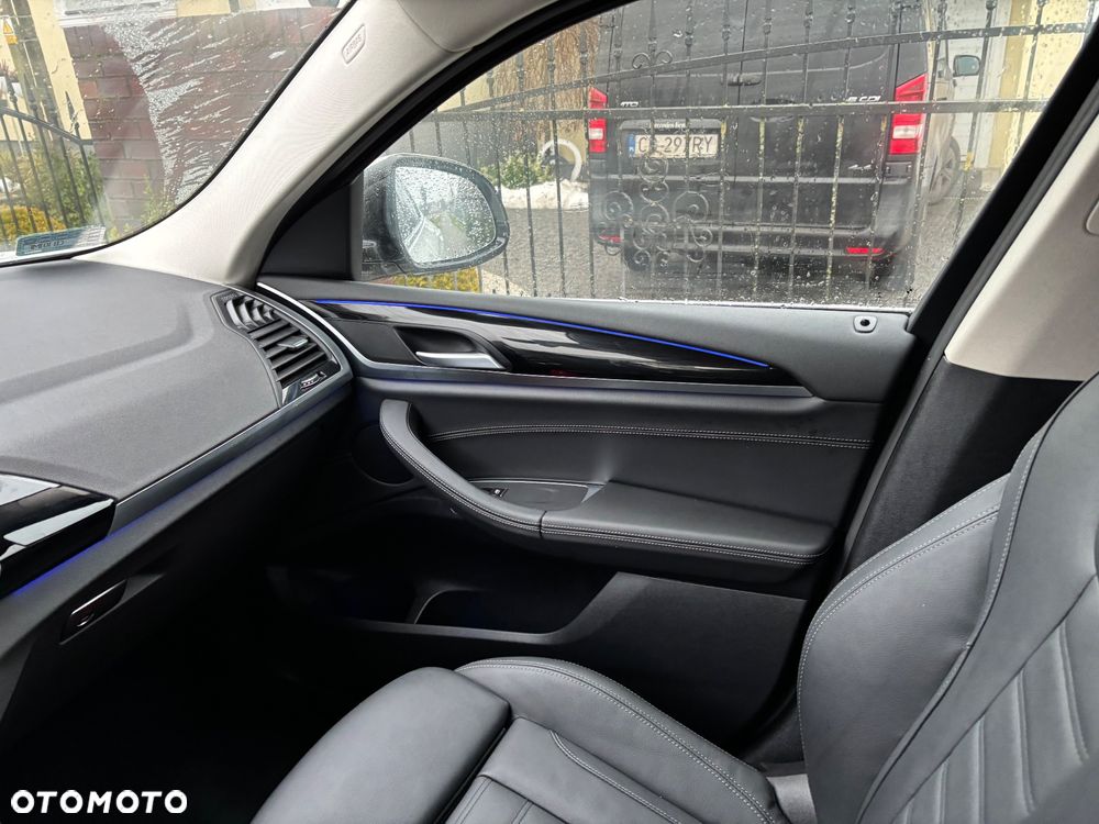 BMW X4 xDrive20i GPF xLine sport - 8