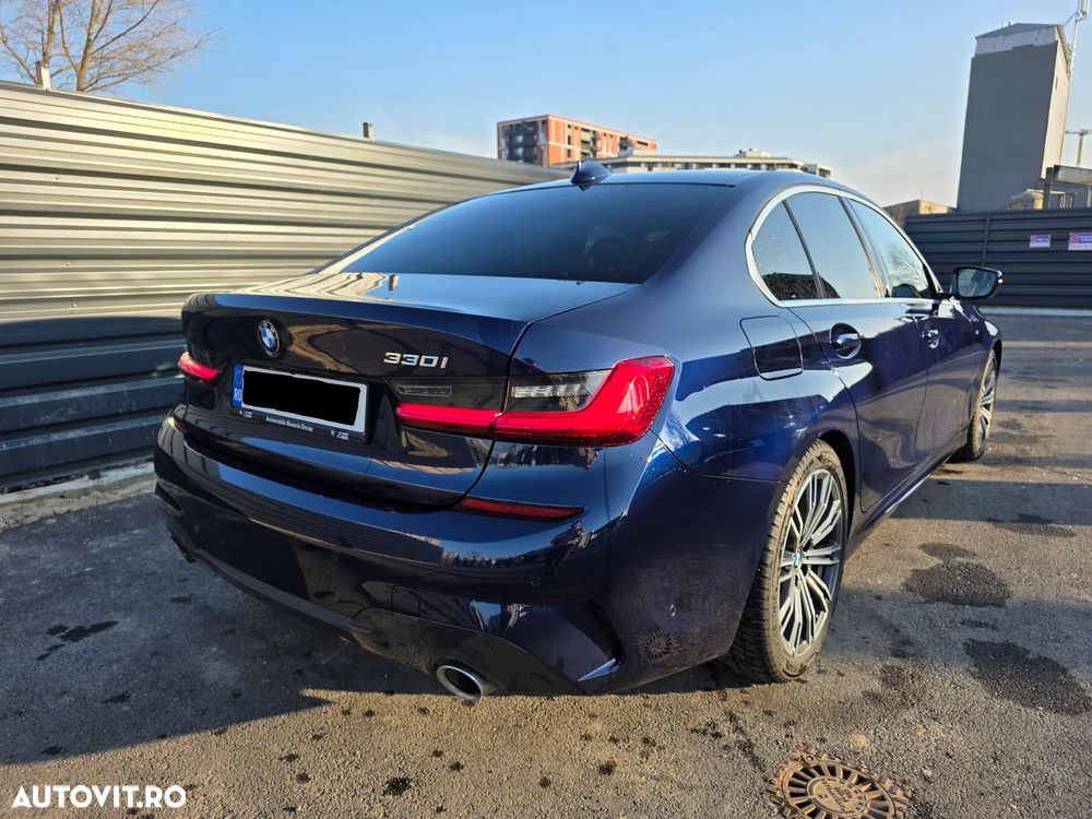BMW Seria 3 330i AT M Sport - 5