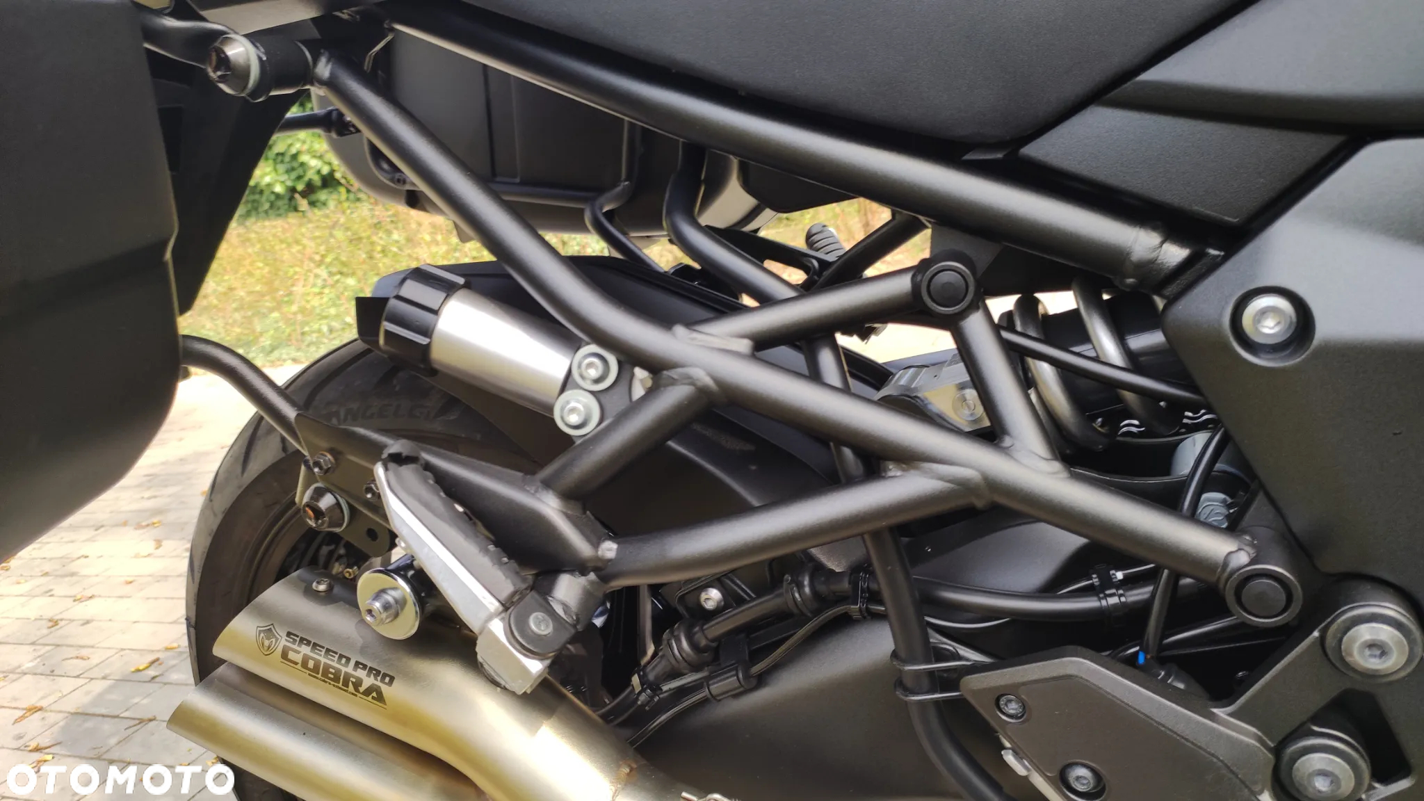Kawasaki Versys 1000 - 20