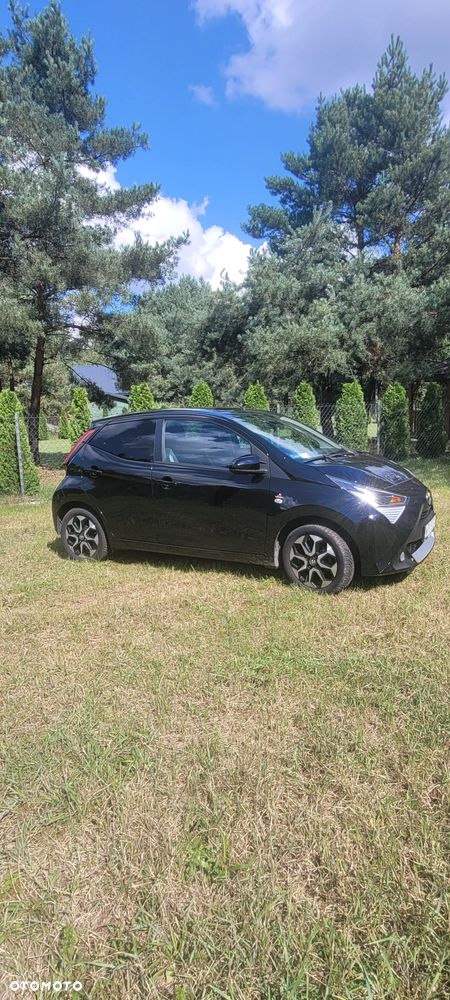 Toyota Aygo x-play - 4