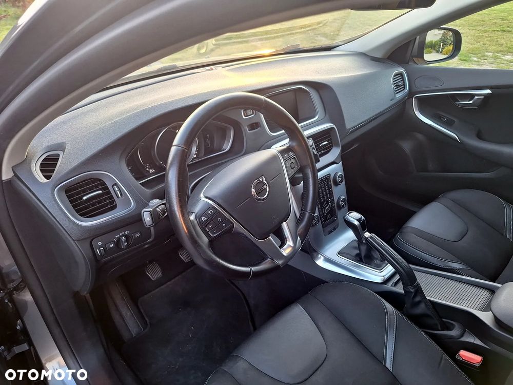Volvo V40 D2 Kinetic - 20