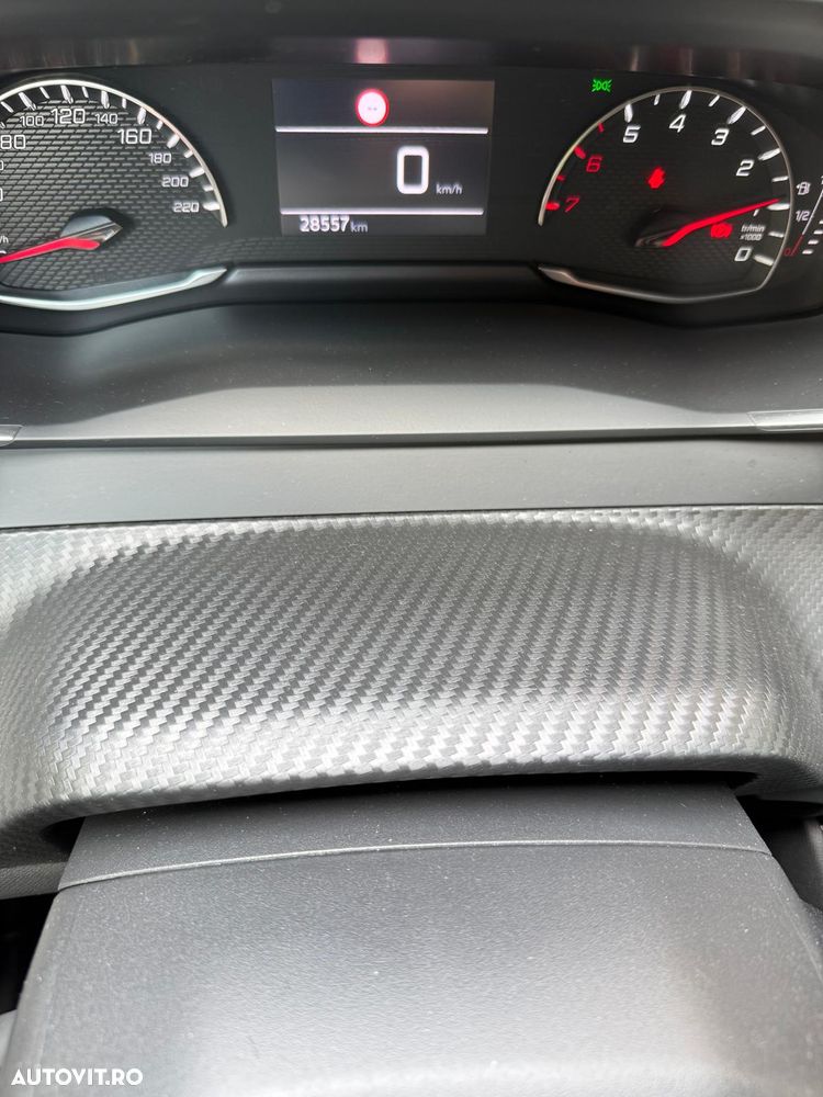 Peugeot 208 1.2 L PureTech STT Active Pack - 4