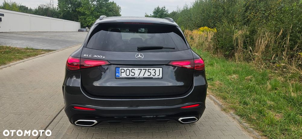 Mercedes-Benz GLC 300 e 4Matic 9G-TRONIC Edition AMG Line - 2
