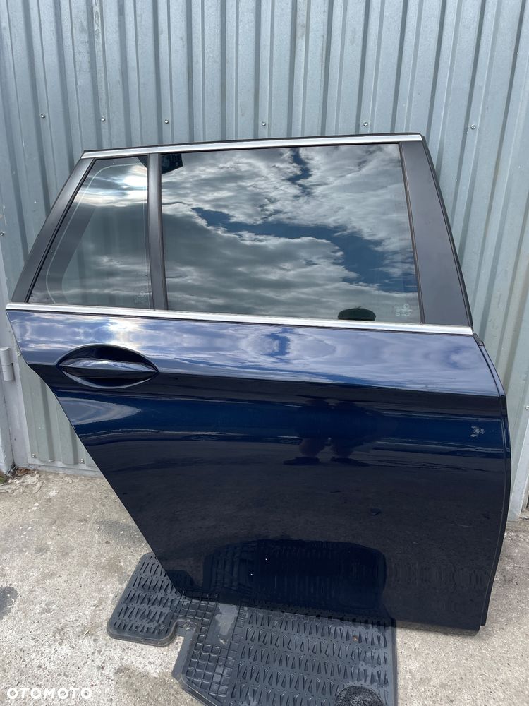 Bmw f11 drzwi prawy tył kolor a89 imperial Blau