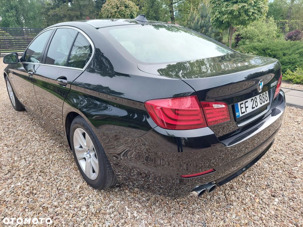 BMW Seria 5 528i Sport-Aut - 18