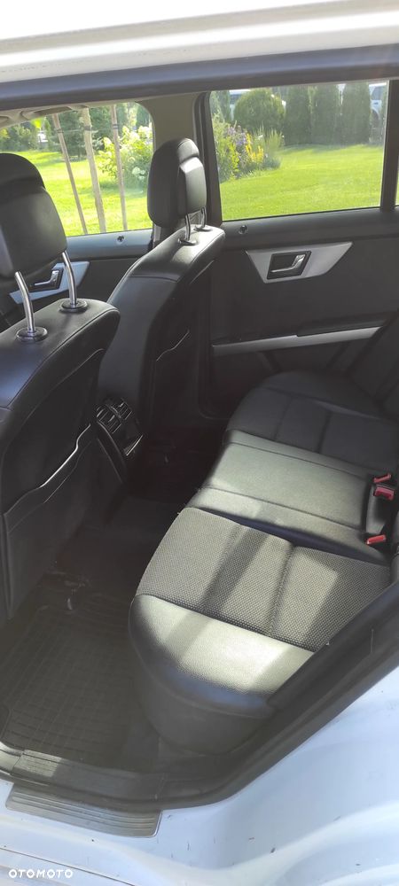 Mercedes-Benz GLK 220 CDI DPF 4Matic BlueEFFICIENCY 7G-TRONIC - 15