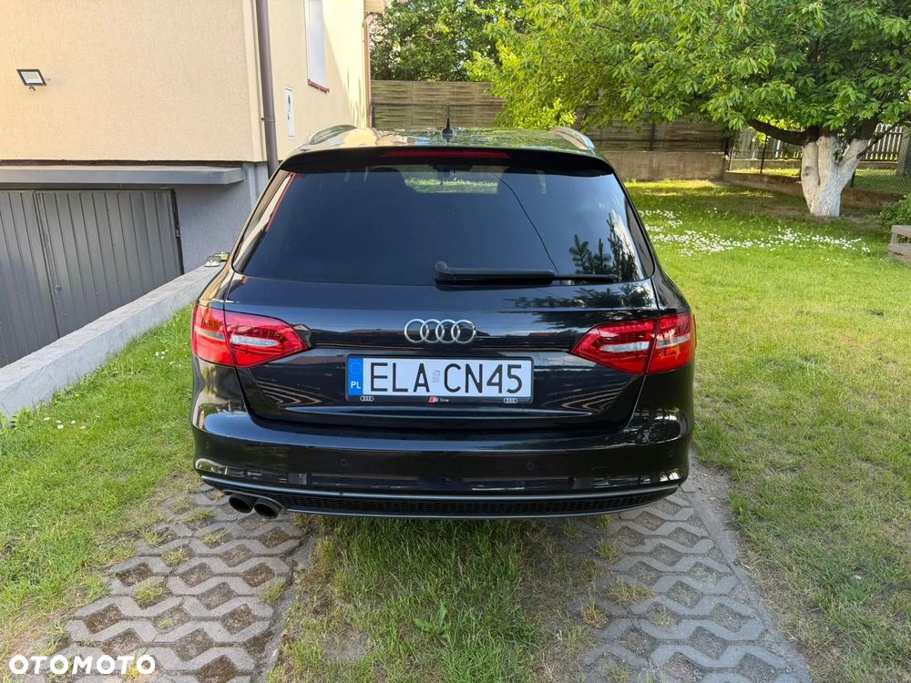 Audi A4 Avant 2.0 TDI DPF quattro S line Sportpaket - 9