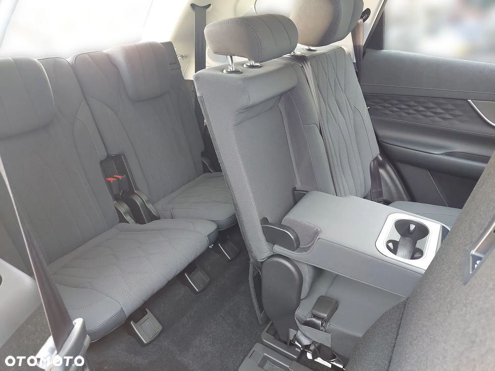 Chery Tiggo 8 1.5 T-GDI Super Hybrid Prestige DCT - 28