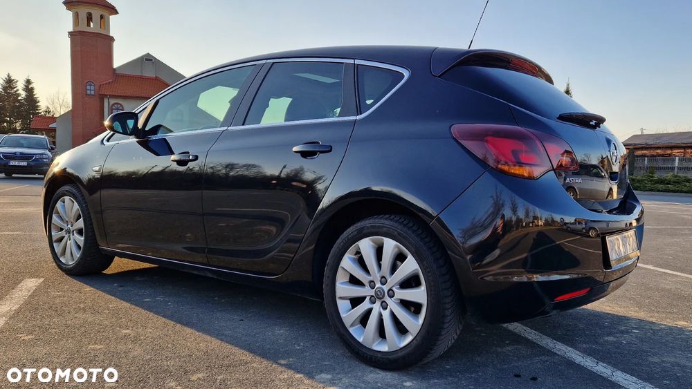 Opel Astra 1.4 T Edition 150 - 9