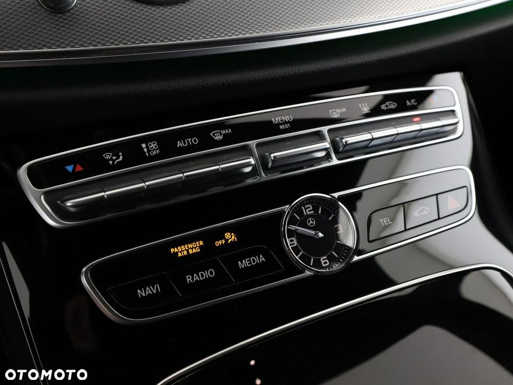 Mercedes-Benz Klasa E 300 de 9G-TRONIC Avantgarde - 30