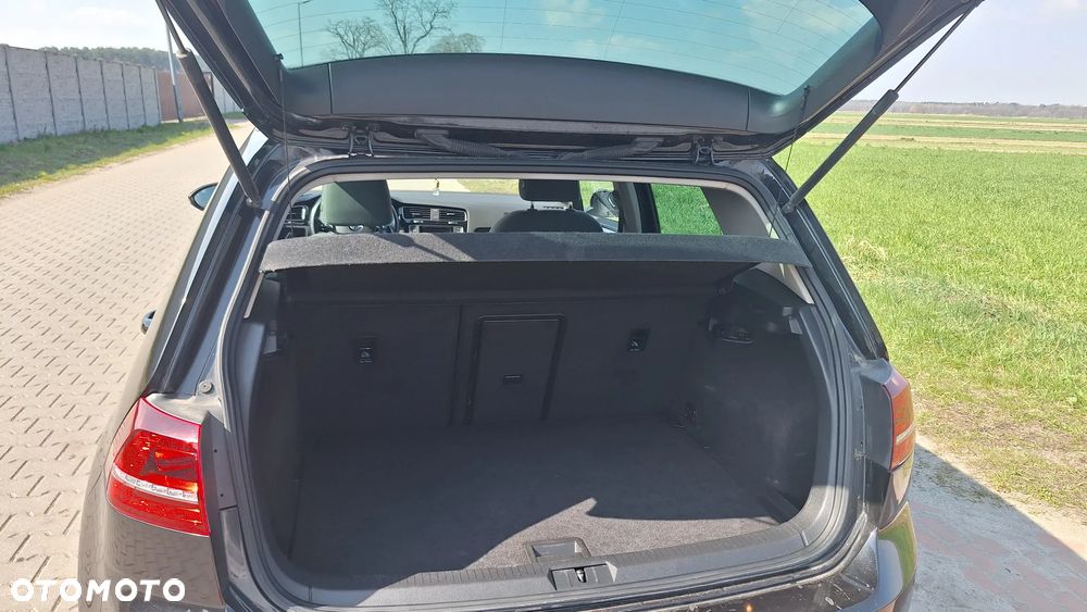 Volkswagen Golf 2.0 TDI BlueMotion Technology Edition - 6