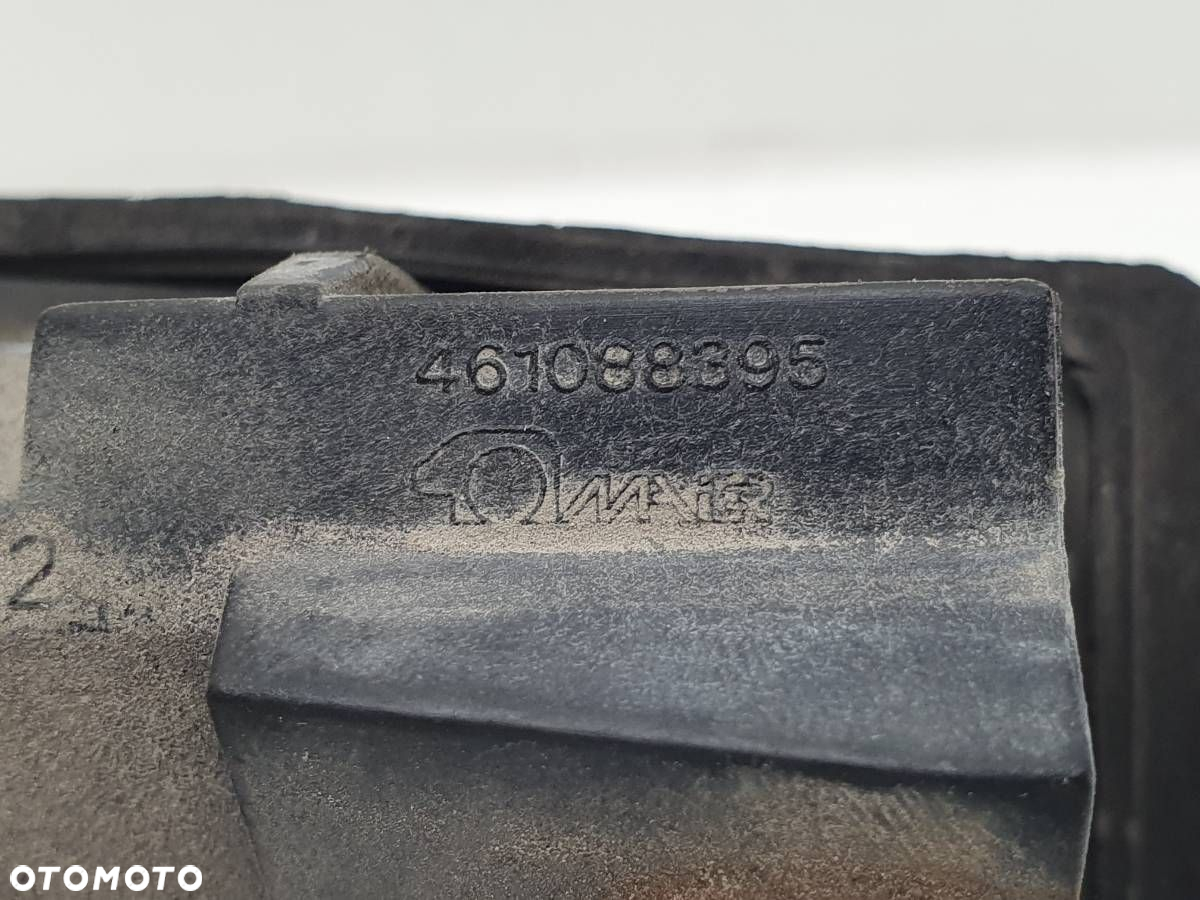 KLAMKA TYLNEJ KLAPY PRZYCISK MIKTORSTYK OPEL ASTRA H 461088395 - 3