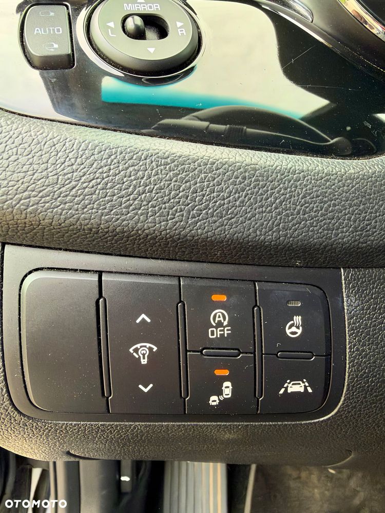 Kia Ceed 1.6 CRDi 136 ISG Platinum Edition - 31