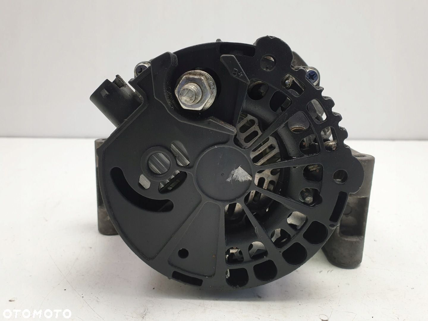 Opel Meriva B 1.7 CDTI ALTERNATOR - 8